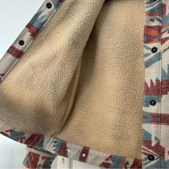 Wrangler Southwestern Sherpa Jacket - Picture 2 of 5